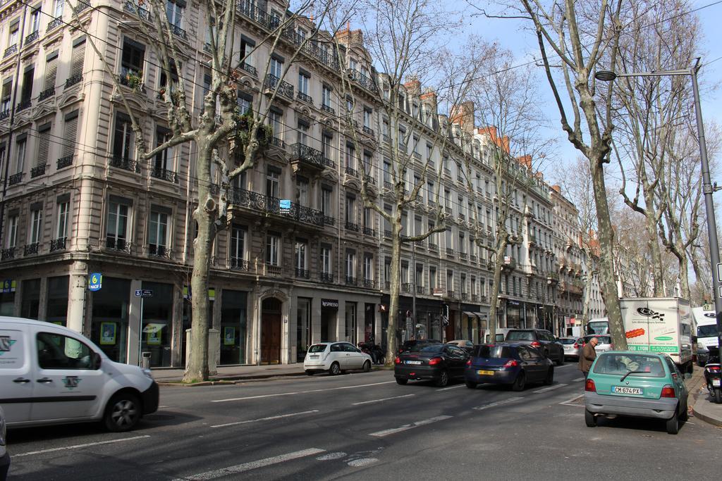 Le 6Eme Cote Foch Lägenhet Lyon Exteriör bild