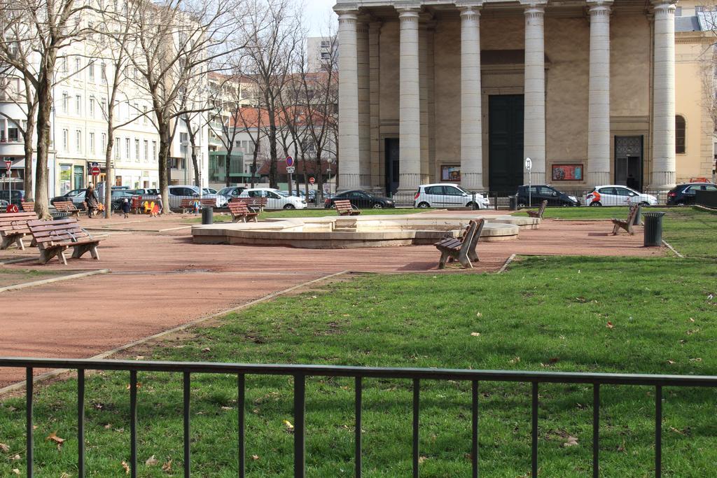 Le 6Eme Cote Foch Lägenhet Lyon Exteriör bild