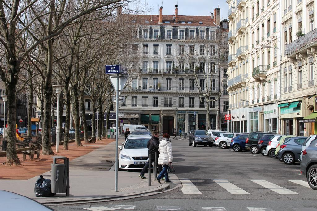 Le 6Eme Cote Foch Lägenhet Lyon Exteriör bild