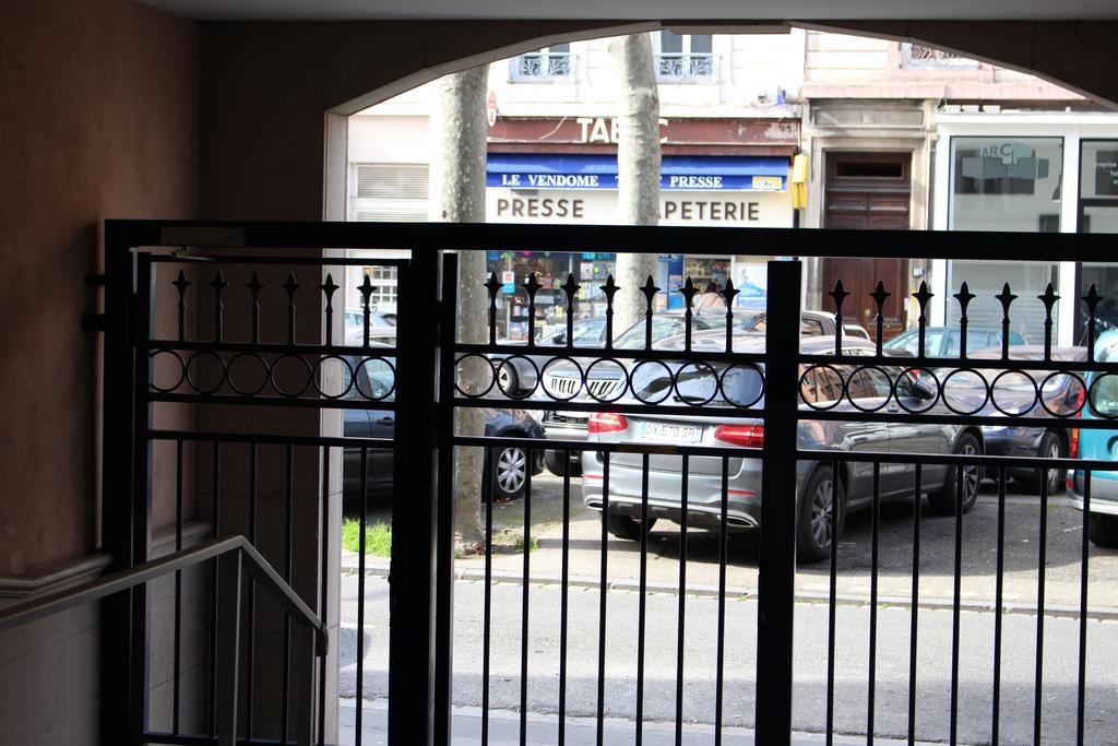 Le 6Eme Cote Foch Lägenhet Lyon Exteriör bild